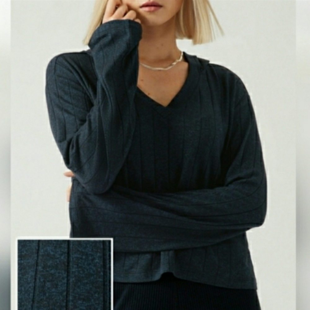 Athleta Hoodie Sweater